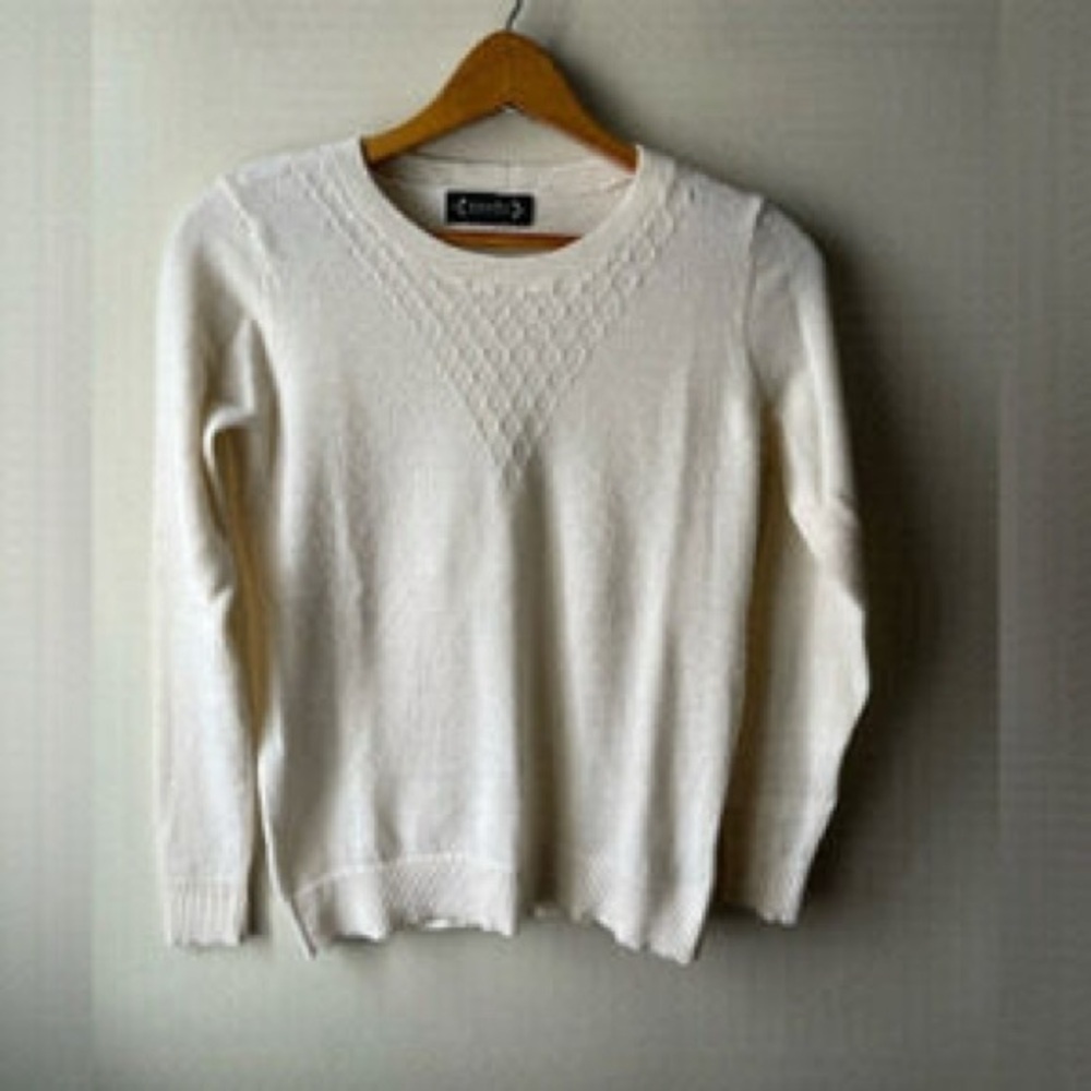 Nanette Lepore Cream Crew Neck fine merino wool Sweater. Old money/ minimalist - Picture 7 of 7